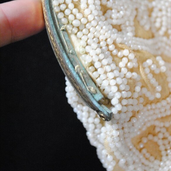 Vintage/Antique Beaded Satin Evening Purse with Unique Design - Picture 6 of 14